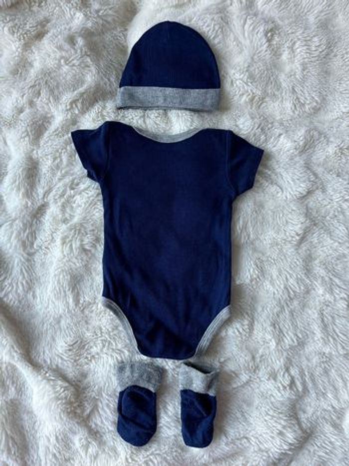 Body + bonnet + chaussettes Nike - photo numéro 2