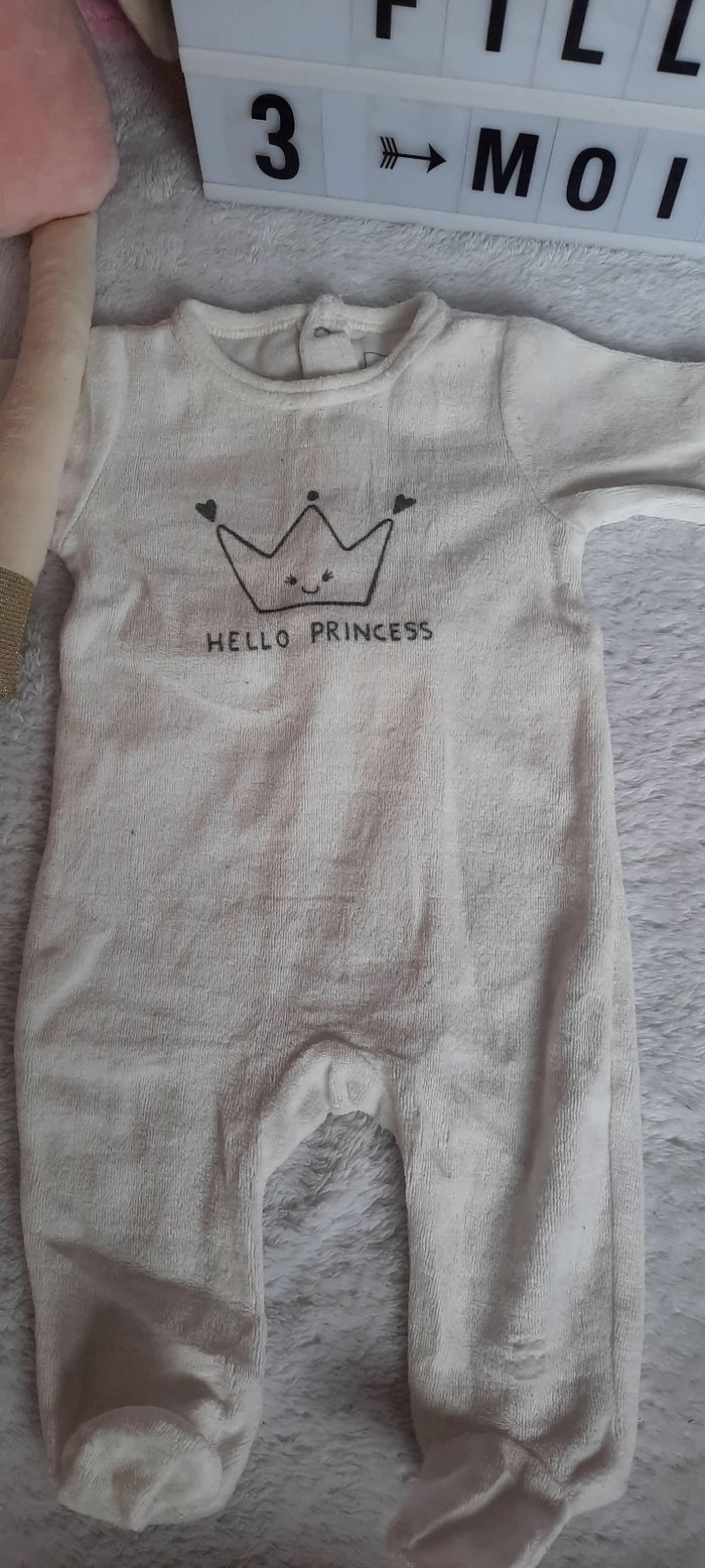 Pyjama couronne - photo numéro 2