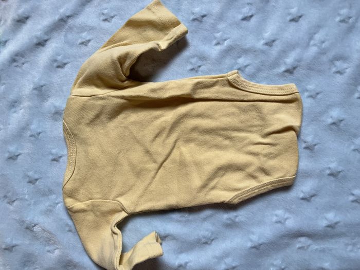 body manches longues jaune gémo 1 mois inscription devant - photo numéro 8