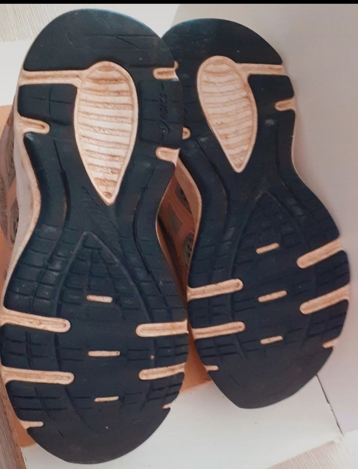 Baskets fille pointure 30 / Asics - photo numéro 5