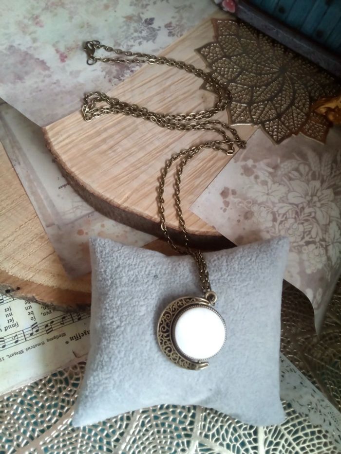 Sautoir lune filigranée réversible double n'acre - photo numéro 2