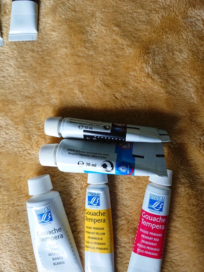 Gouache couleur primaire - photo numéro 2