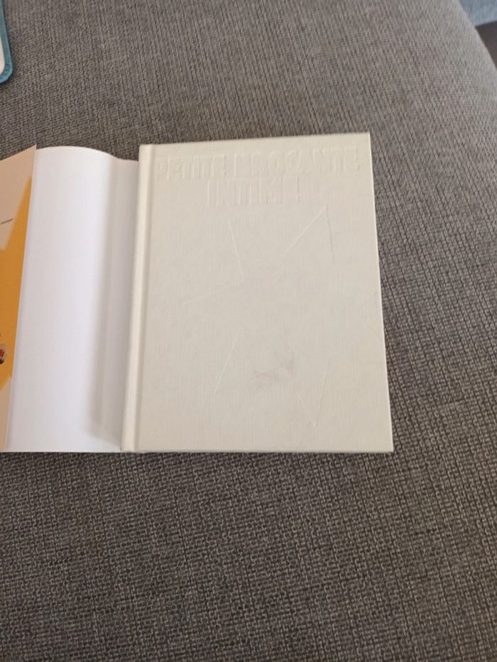 Petite brocante intime - photo numéro 2