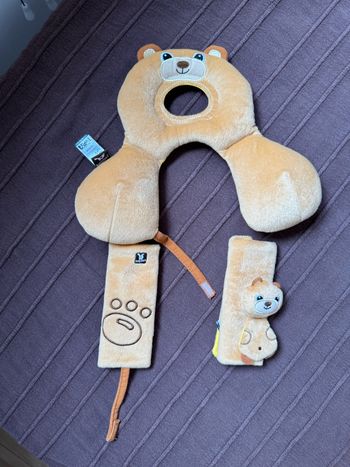 Appui tête bébé