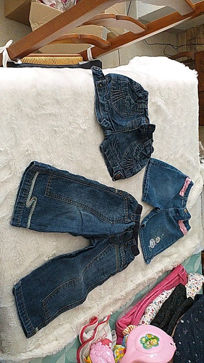 Lot de Pantalon et shorts