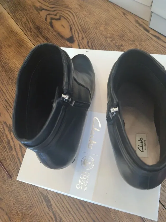 Jolie Bottine noir Clarks Kendra 41 1/2 - photo numéro 7
