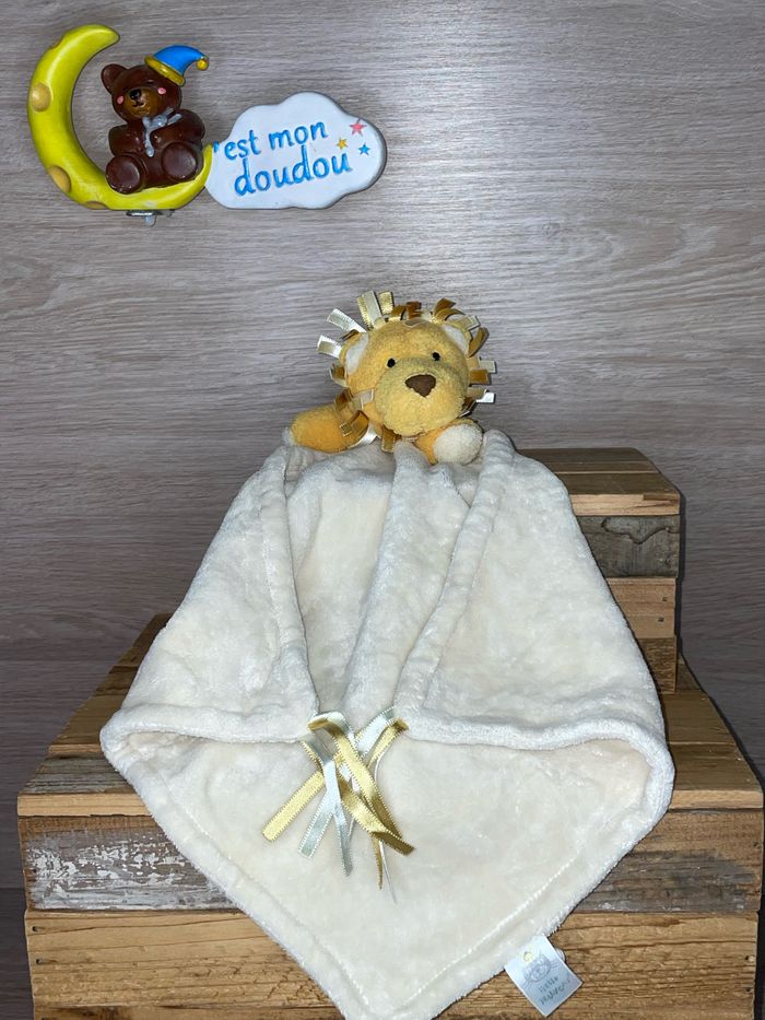 JEL99 doudou lion 🦁 jellycat