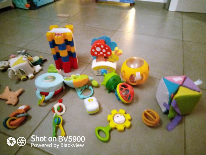 Lot de jouets d'éveil - photo numéro 2