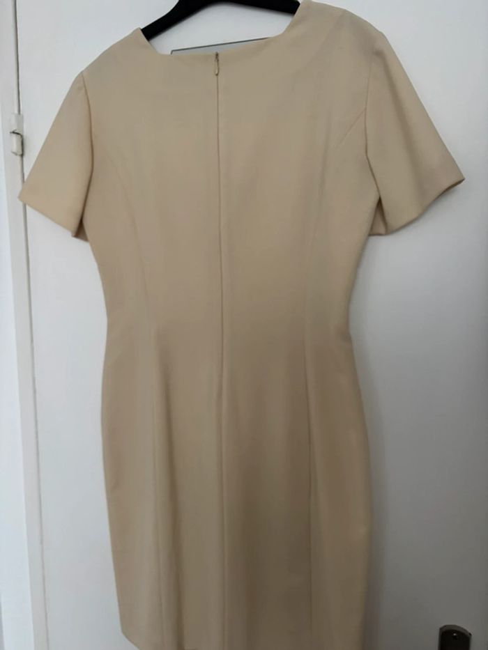 Robe droite beige avec laine T38 - photo numéro 8