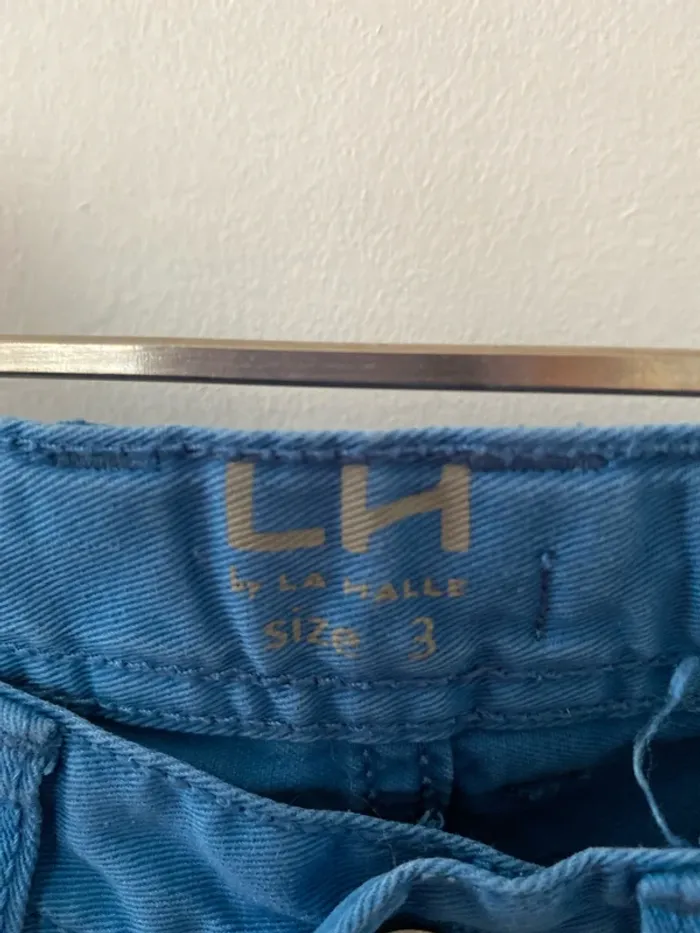 Pantalon et t-shirt - photo numéro 5