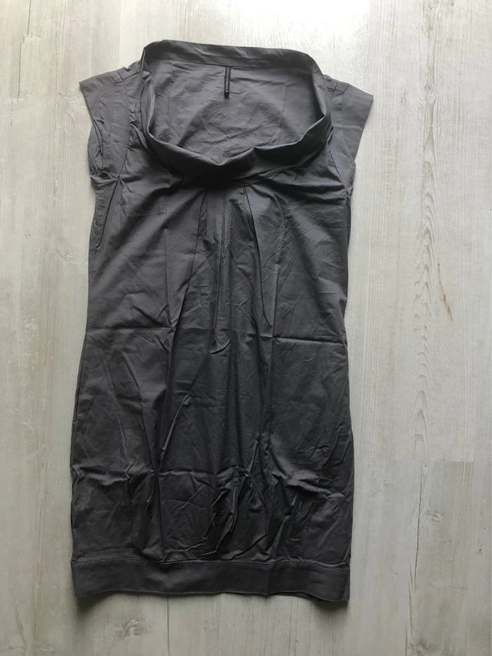 BB30- Robe grise «naf-naf » vintage T XS (34-36) portée 1 journée - photo numéro 3