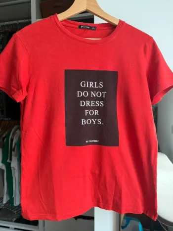 Tee shirt