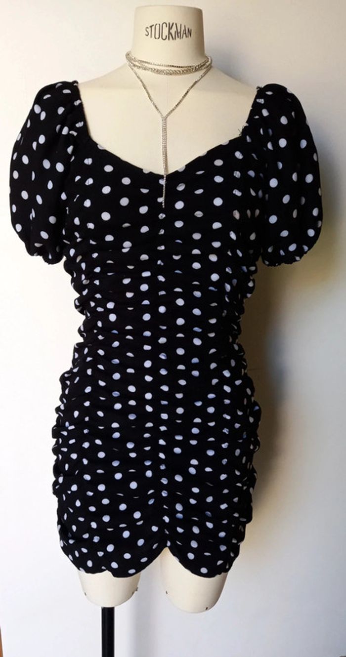 Robe moulante à pois M