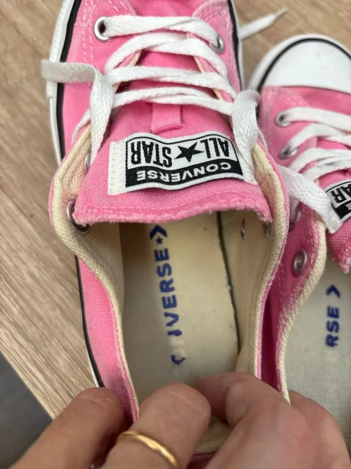 Converses roses fille taille 33 - photo numéro 5