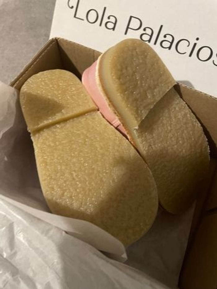 Chaussures babies   neuves - photo numéro 2