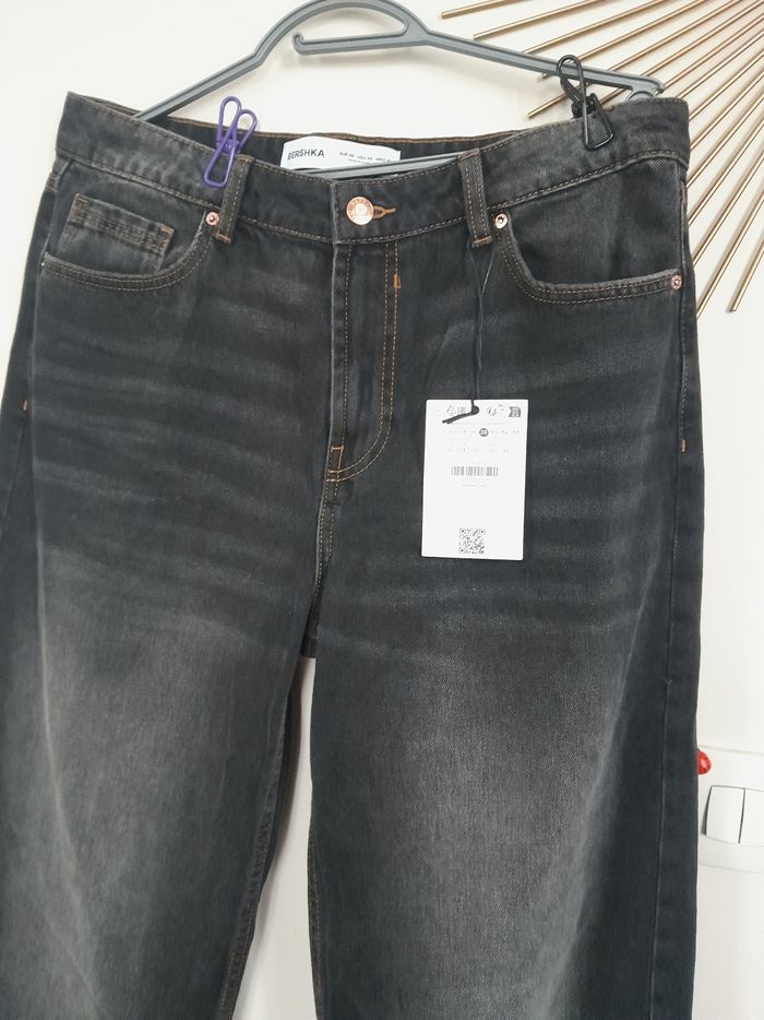 Jean Bershka neuf - photo numéro 4