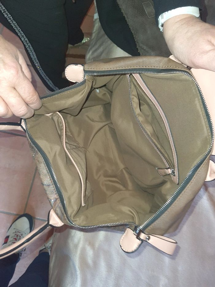 Sac neuf - photo numéro 3
