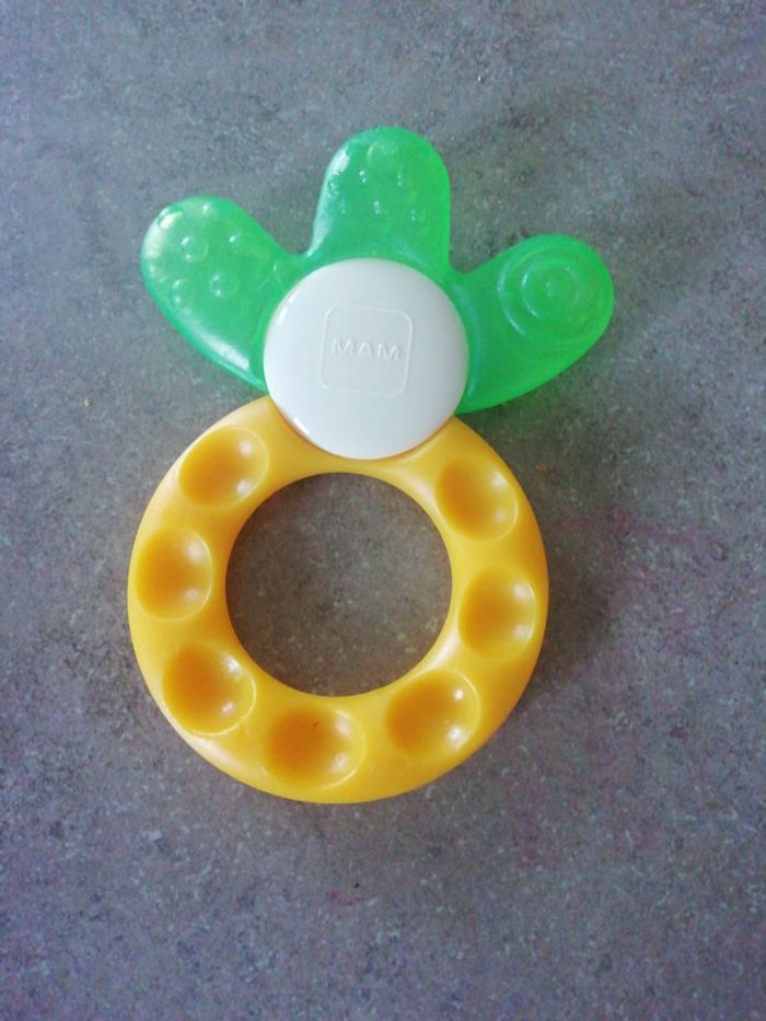 Anneau de dentition réfrigérant - photo numéro 2