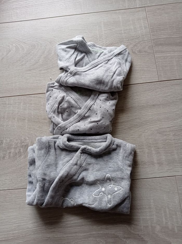 Lot taille 00mois - photo numéro 2