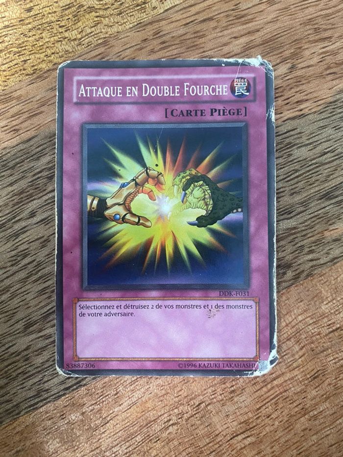 Carte Yu-Gi-Oh! Attaque en double fourche DDK-F031 1996