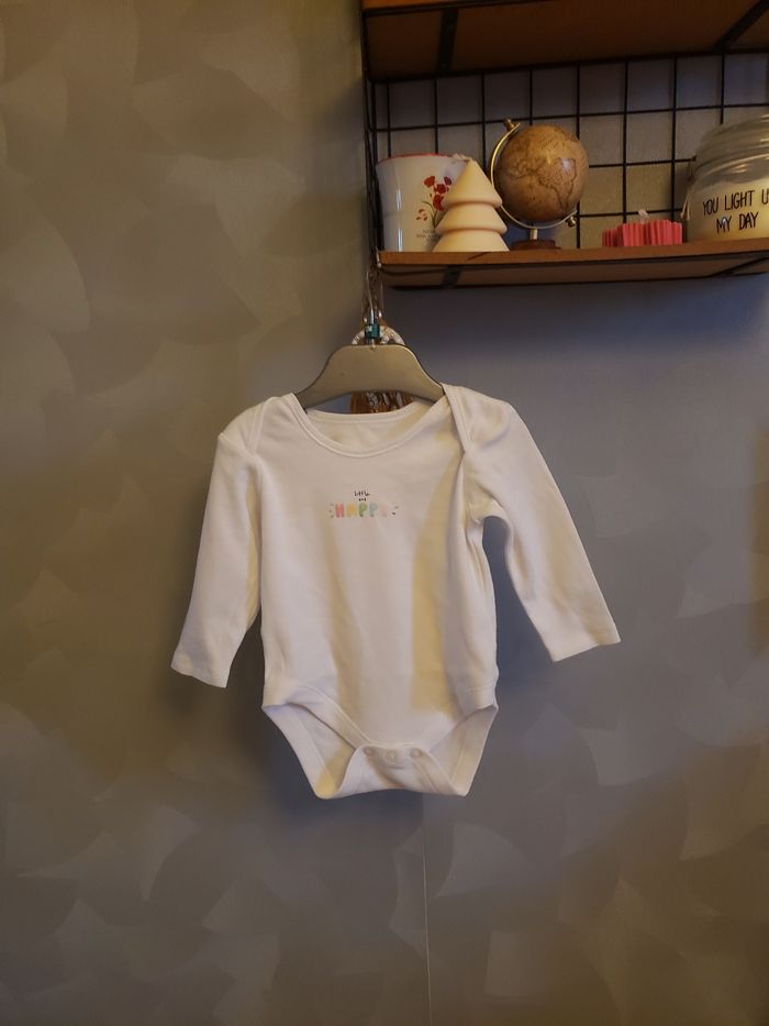 Body 🎀 Primark 9-12 mois 1€ - photo numéro 2