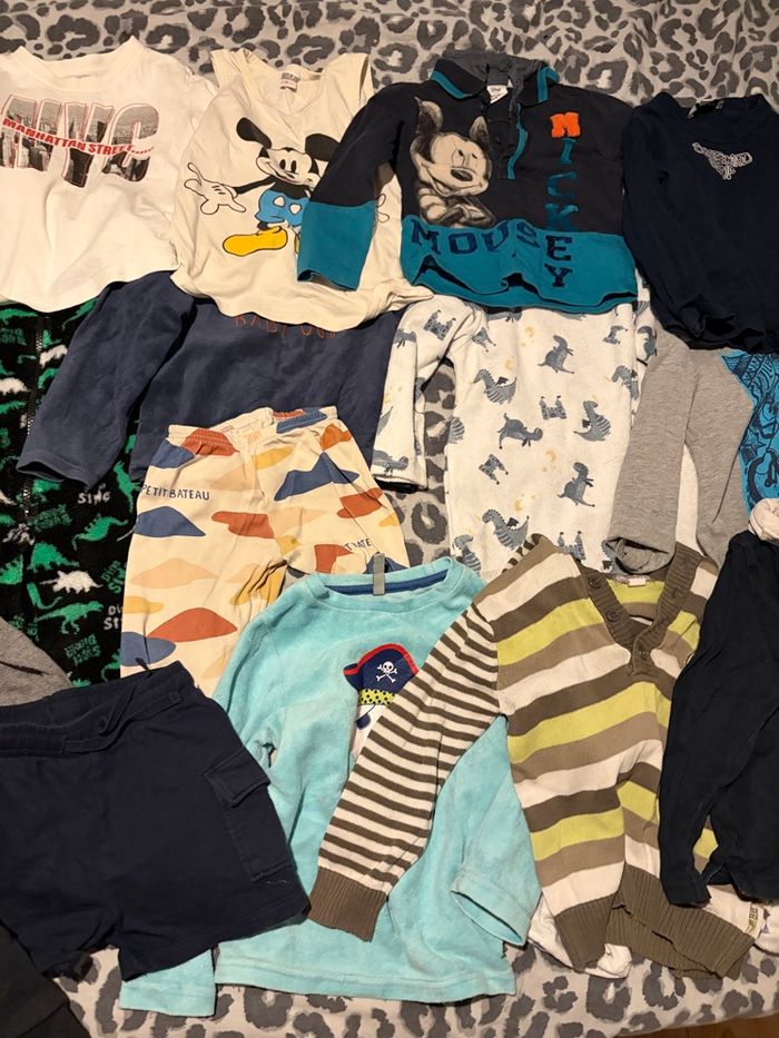 Lot vêtements garçon - photo numéro 2