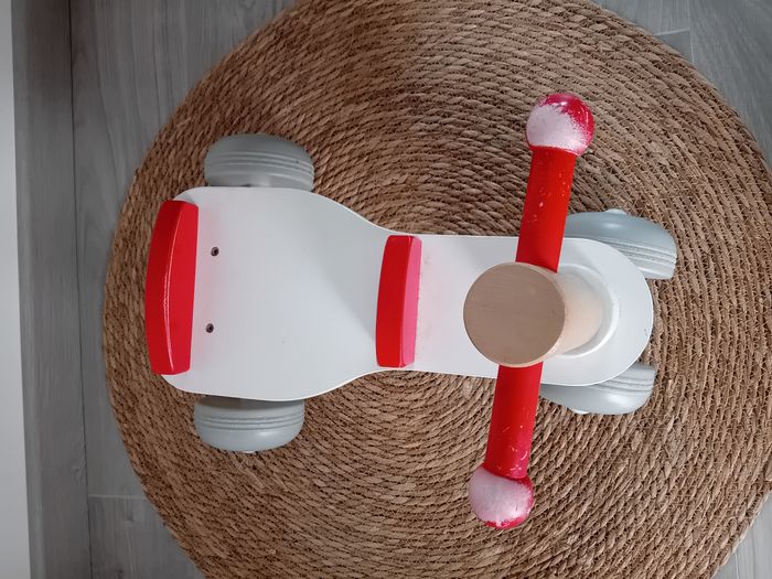 Trotibul porteur en bois 4 roues - photo numéro 2