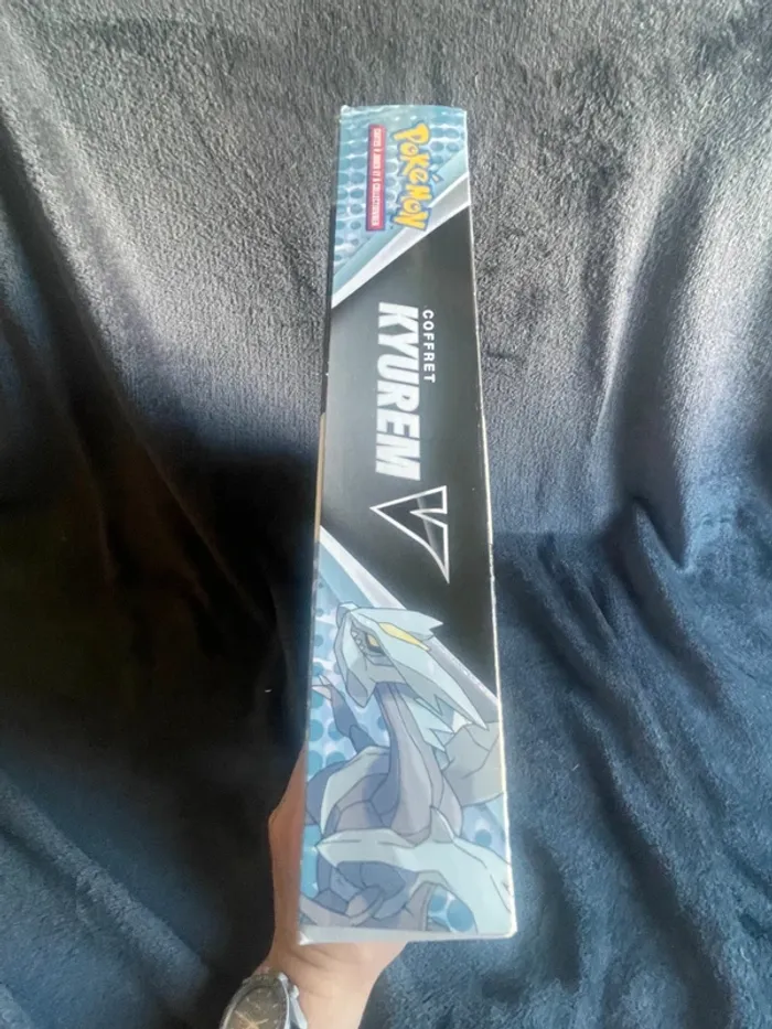 Coffret Kyurem V (BUG) Booster à l'envers - Pokémon FR - photo numéro 5
