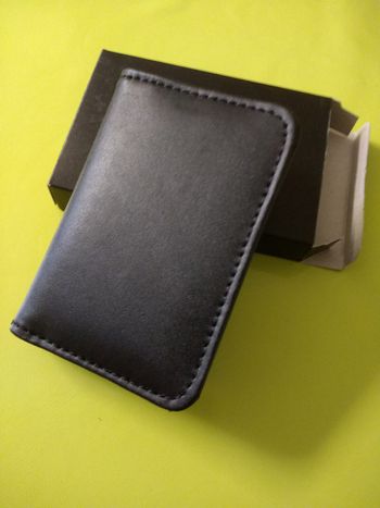 Porte carte noire pour 10 cartes