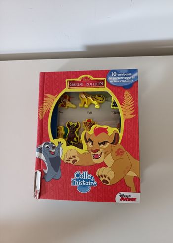 Livre collection Colle l'histoire Disney Garde du roi lion