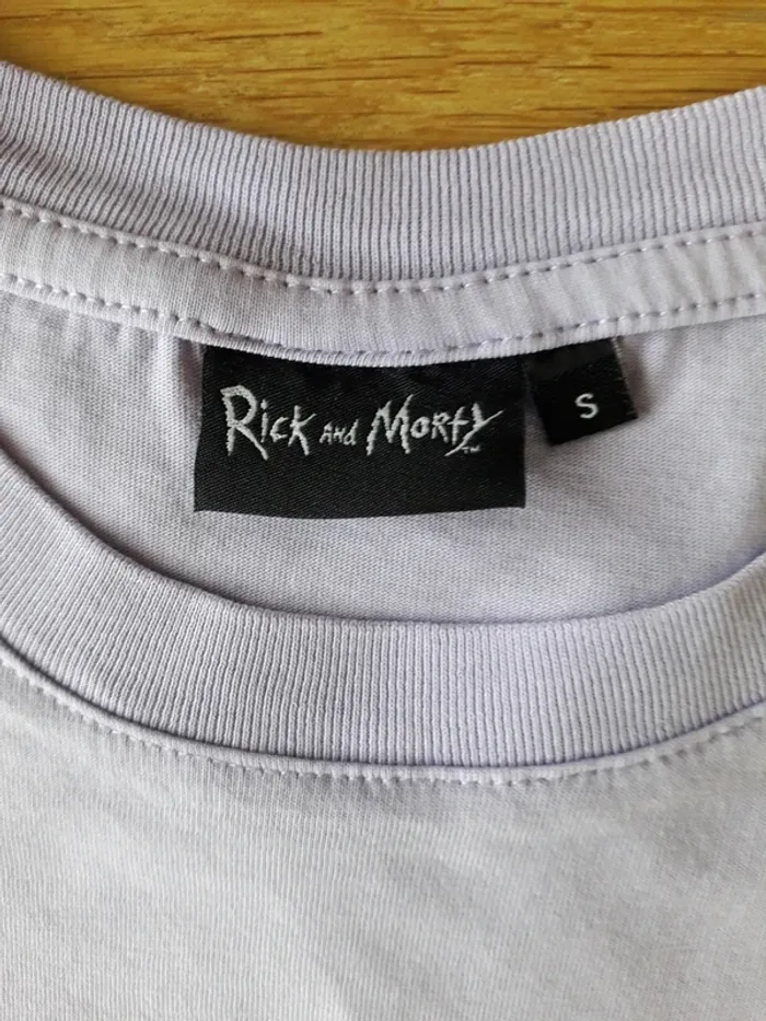 Tshirt manches courtes "rick et morty" - photo numéro 3