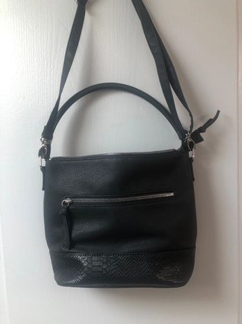 Sac bandoulière ou à main noir neuf