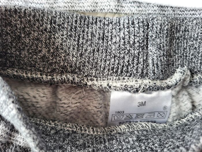 Ensemble sweat et pantalon - photo numéro 3