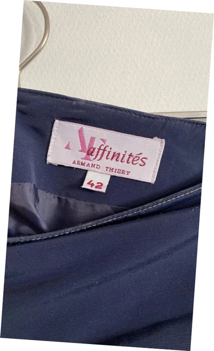 Jupe bleue marine Armand Thiery taille 42 - photo numéro 4