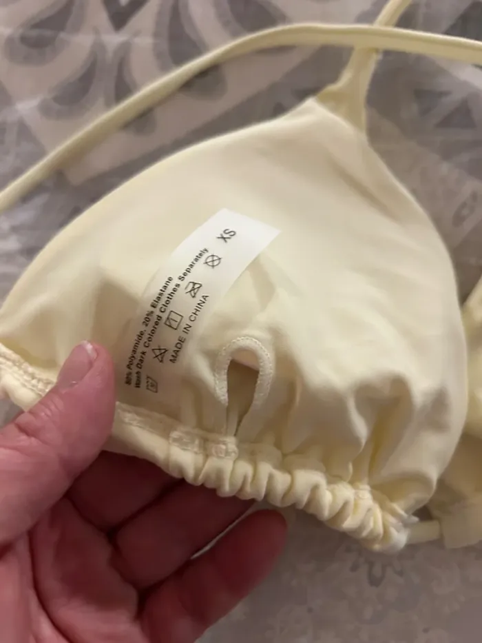 Haut de maillot de bain neuf - photo numéro 5