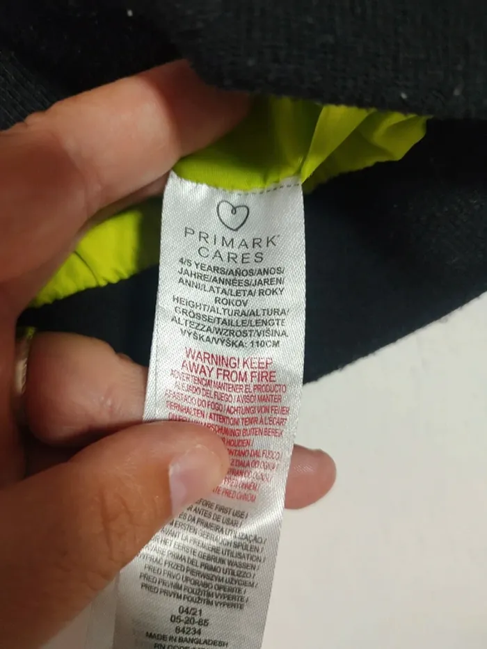 Kway Primark taille 4-5 ans - photo numéro 4