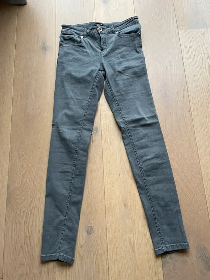 Jeans neuf Massimo Dutti 36