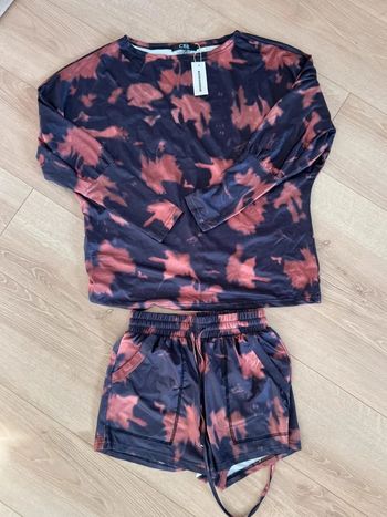 Ensemble violet