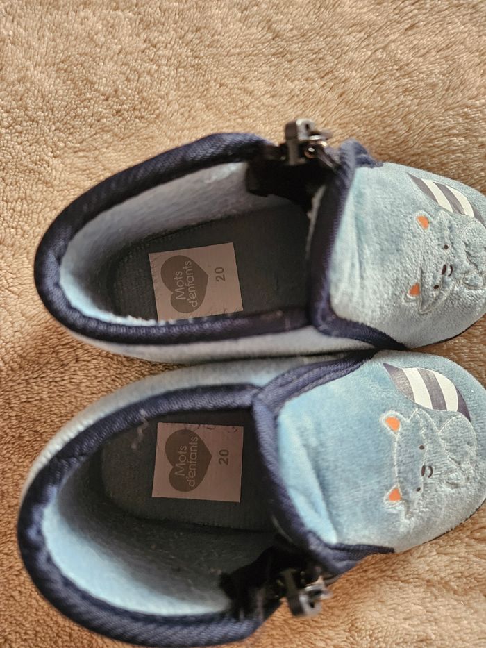 Chausson taille 20 - photo numéro 2