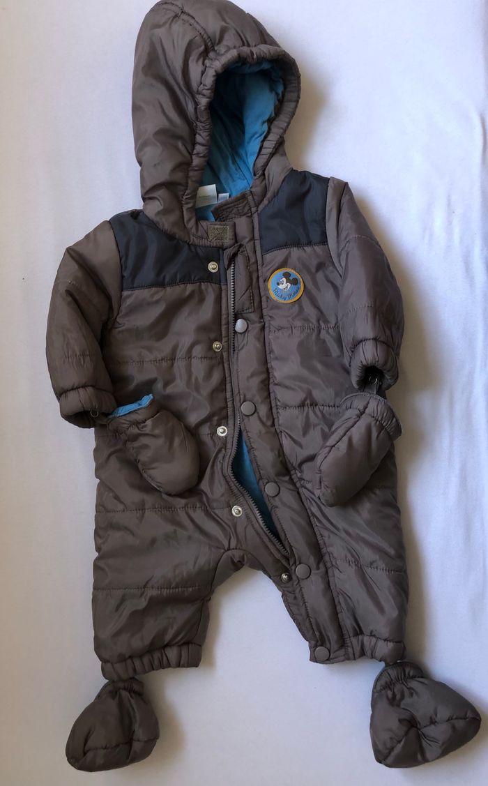 Combinaison hiver gants et pieds intégrés