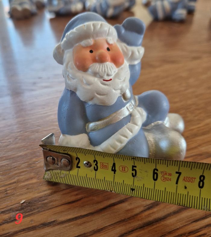 Lot de 11 Pères Noël en céramique, Neufs avec étiquettes - photo numéro 9