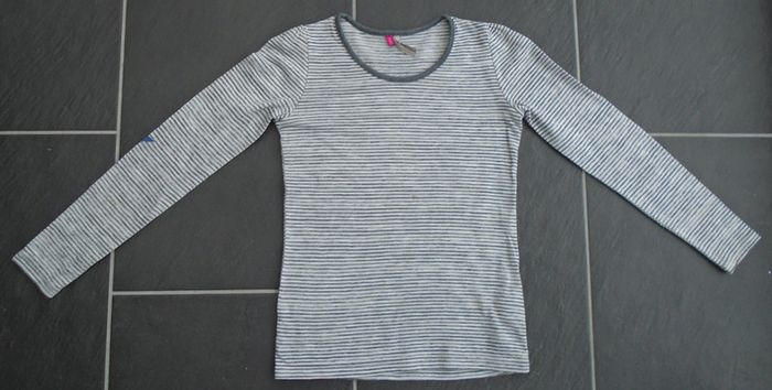 Tee shirt manches longues "étoiles" fille 8 ans