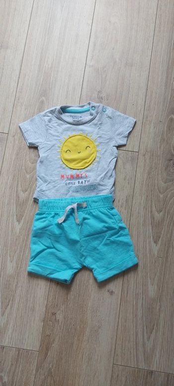 Ensemble 0-3 mois neuf