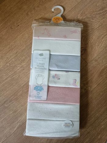 Bodies fille 1 à.3mois