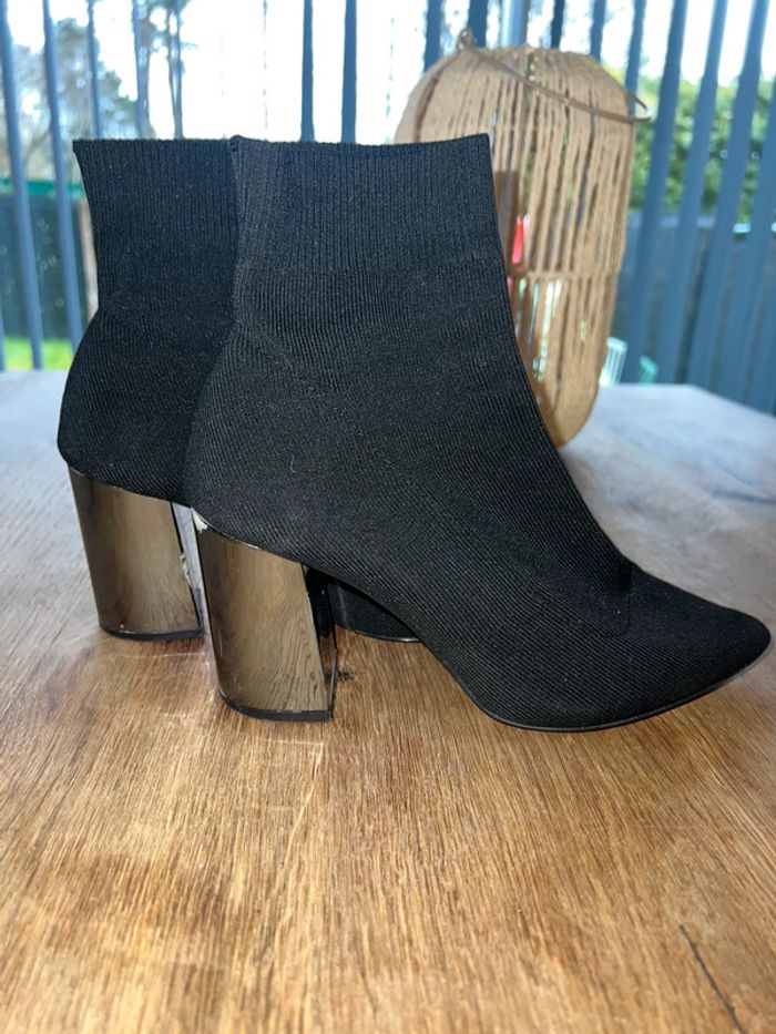 Bottines chaussettes stradivarius 37 🌸 - photo numéro 3