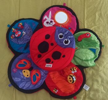 Tapis d'éveil Lamaze 