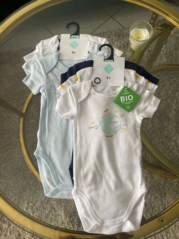 Lot de 6 bodies en coton bio 9 mois