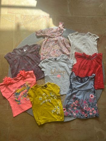 Lot  de 8 tee shirts fille 24 mois 