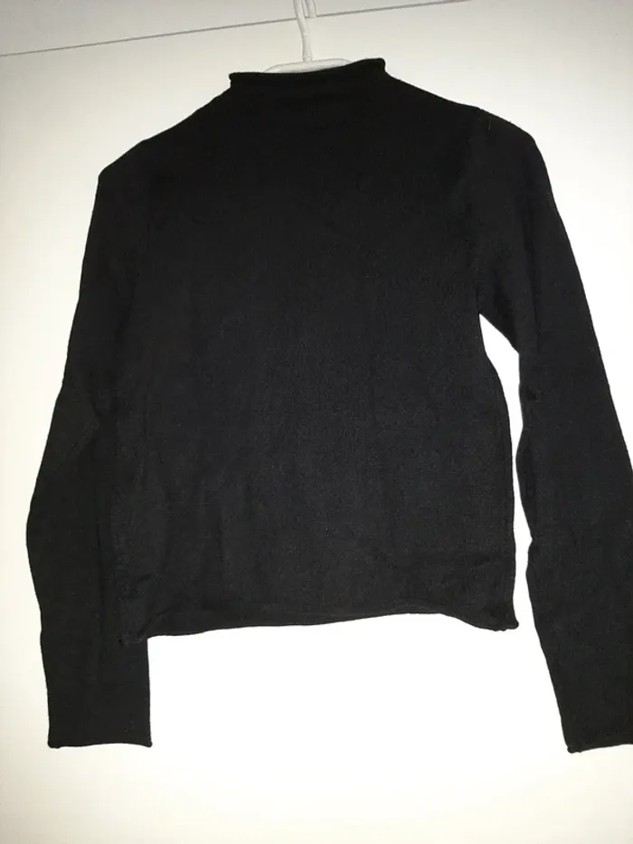 Pull noir S Shein - photo numéro 2