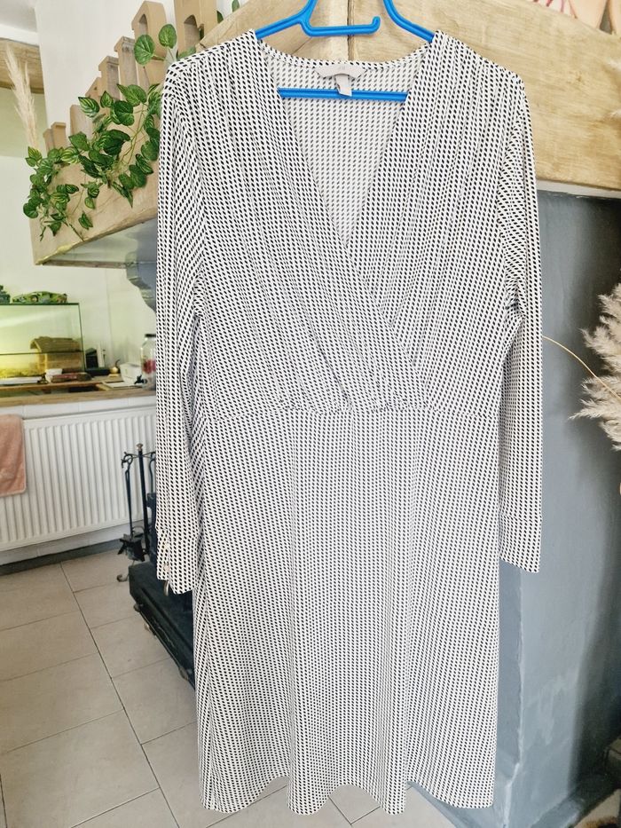 Robe h&m taille L - photo numéro 2
